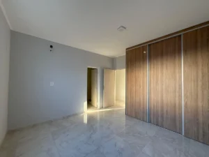 property 806a4725 9958 42ab b0fc 4082c1887b15 2