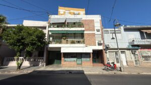 property c38ab9cc e16e 44b3 9903 900b83279875 1